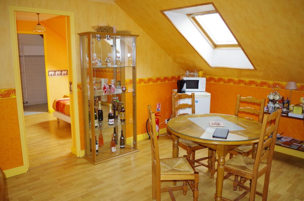 Family Delcour Bed & Breakfast Mailly-Maillet Eksteriør bilde