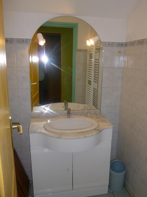 Family Delcour Bed & Breakfast Mailly-Maillet Eksteriør bilde