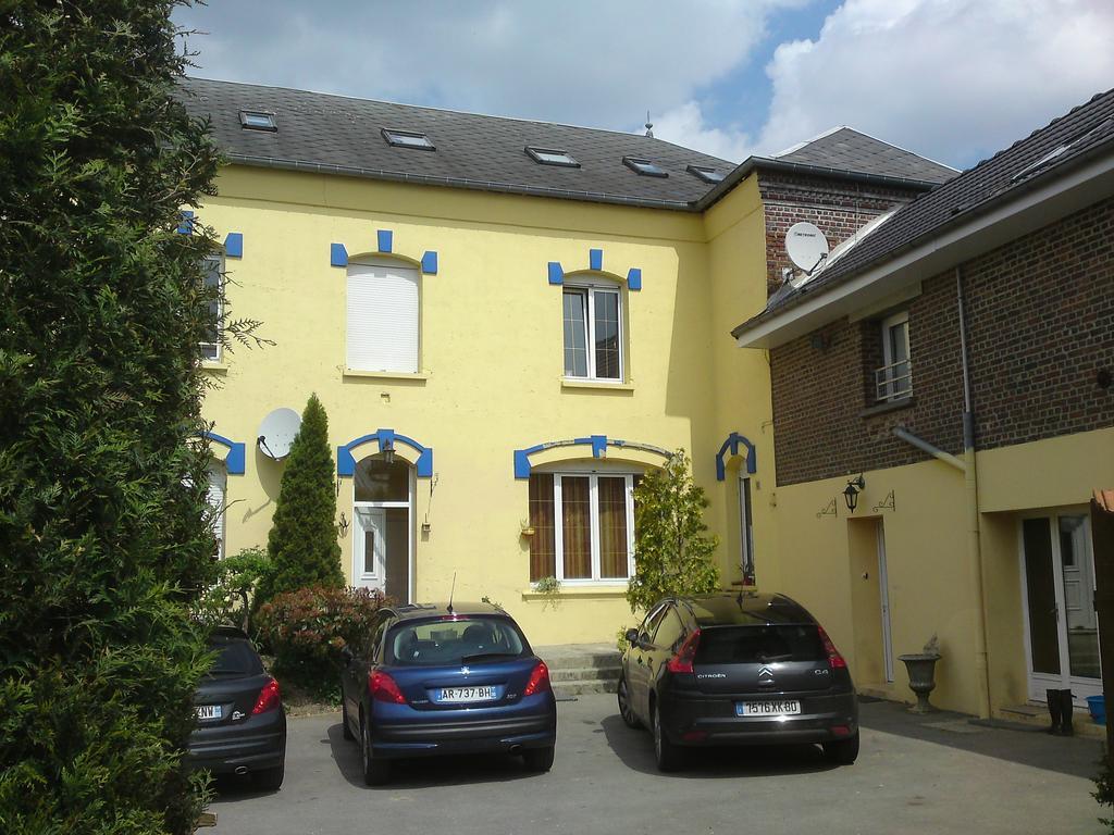 Family Delcour Bed & Breakfast Mailly-Maillet Eksteriør bilde
